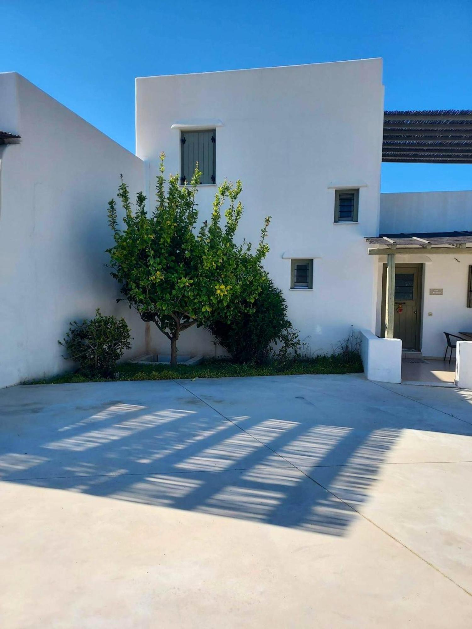 Welcoming Villa In Naxos With Sea And Mountain Views Villa *