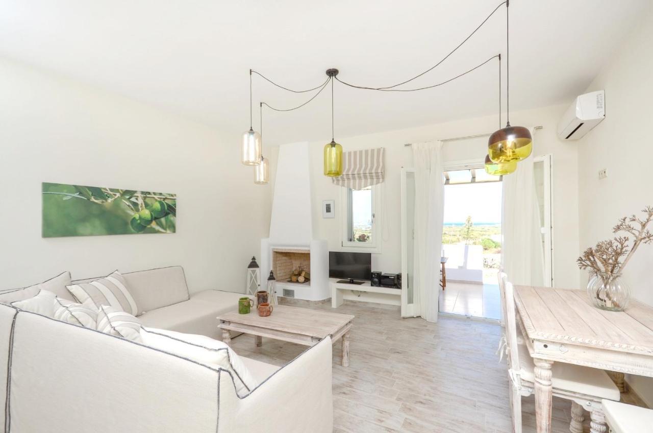 Villa Welcoming Villa In Naxos With Sea And Mountain Views